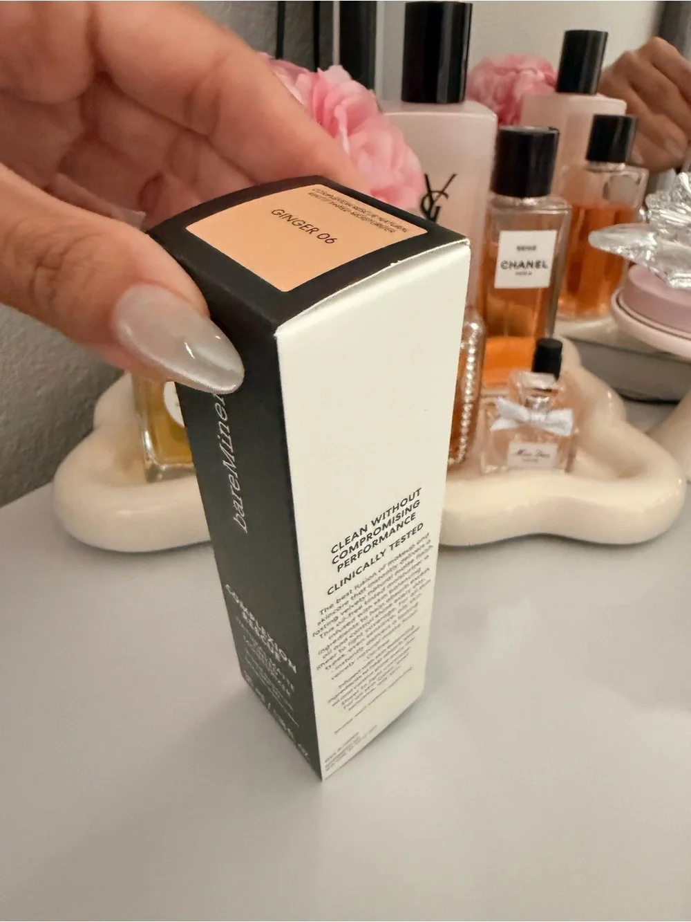 bareMinerals Complexion Rescue Natural Matte Tinted Moisturizer Ginger 06